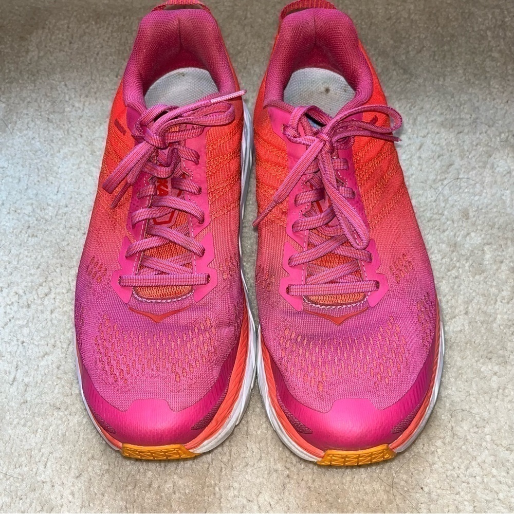 Hoka One One Clifton 6 Poppy Red Running Shoes Pink 9.5 Wide